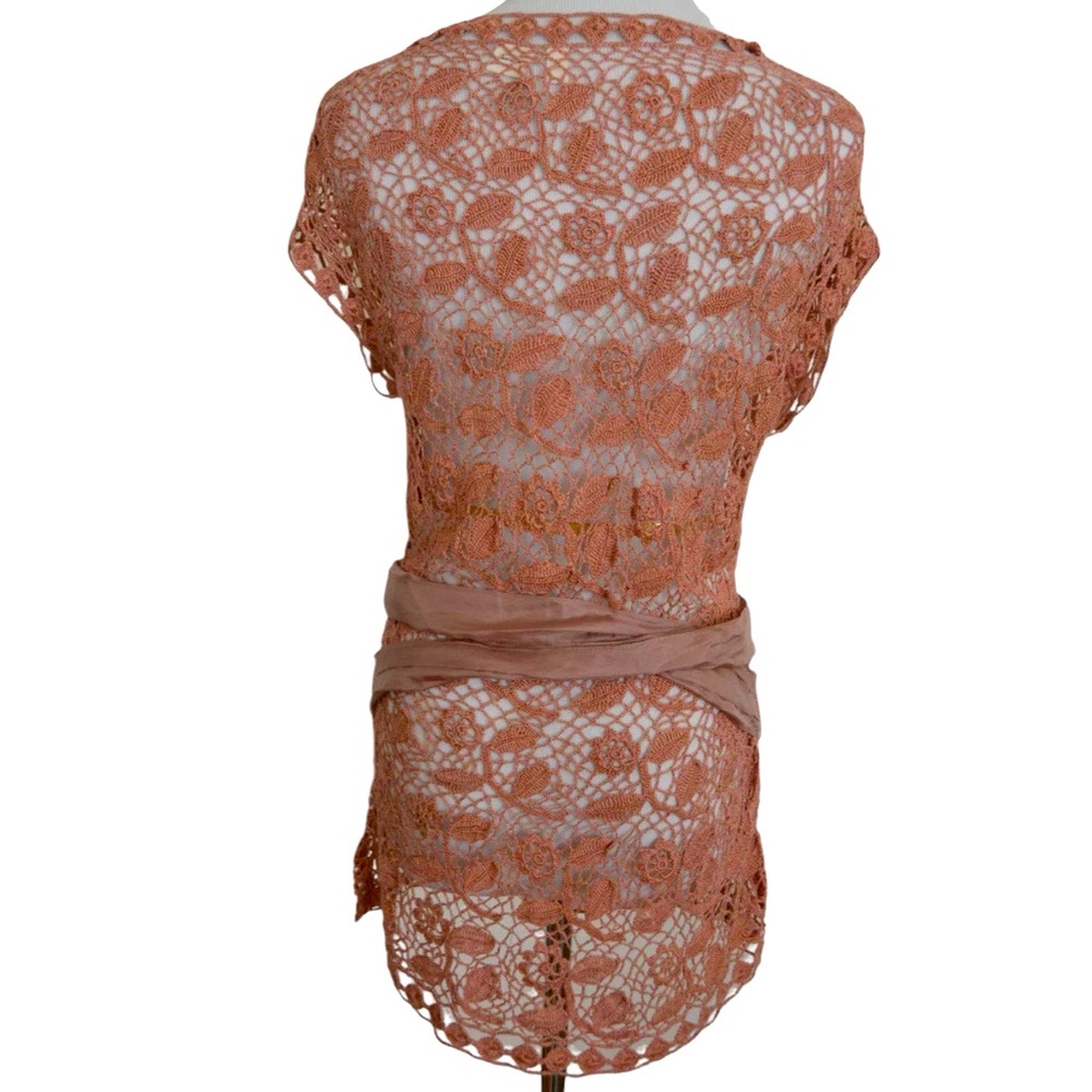 Anthropologie Linen Delicate Crochet "Winter Rose Pullover" Top‎ - Picture 2 of 7